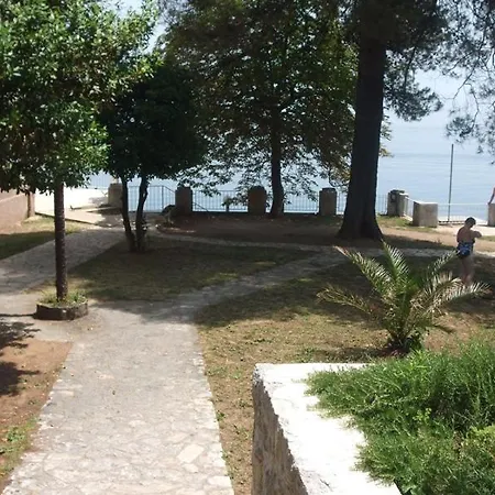 In With Sea View, Terrace, Air Conditioning, Wifi Apartman Lovran